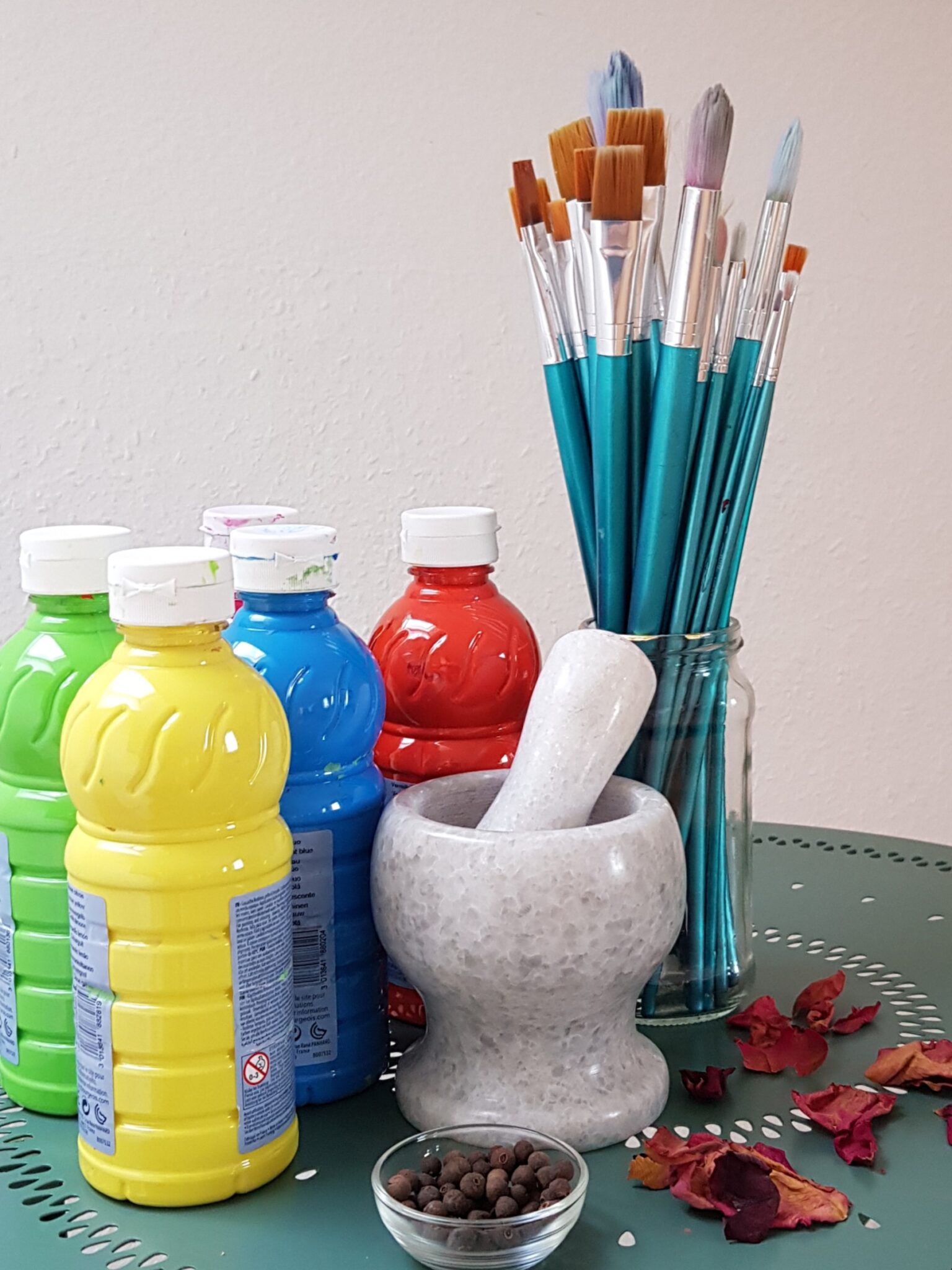 Kunsttherapeutische Arbeit mit Farben und Gewürzen – Stiftung ...